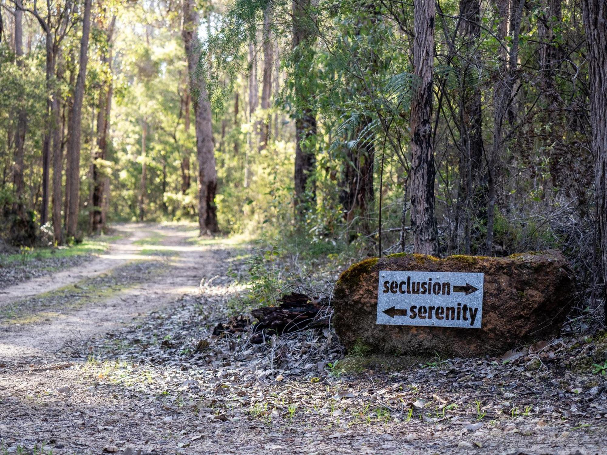 Jarrah Grove Forest Retreat - Adults Only Luxury Chalet Rosa Glen ภายนอก รูปภาพ