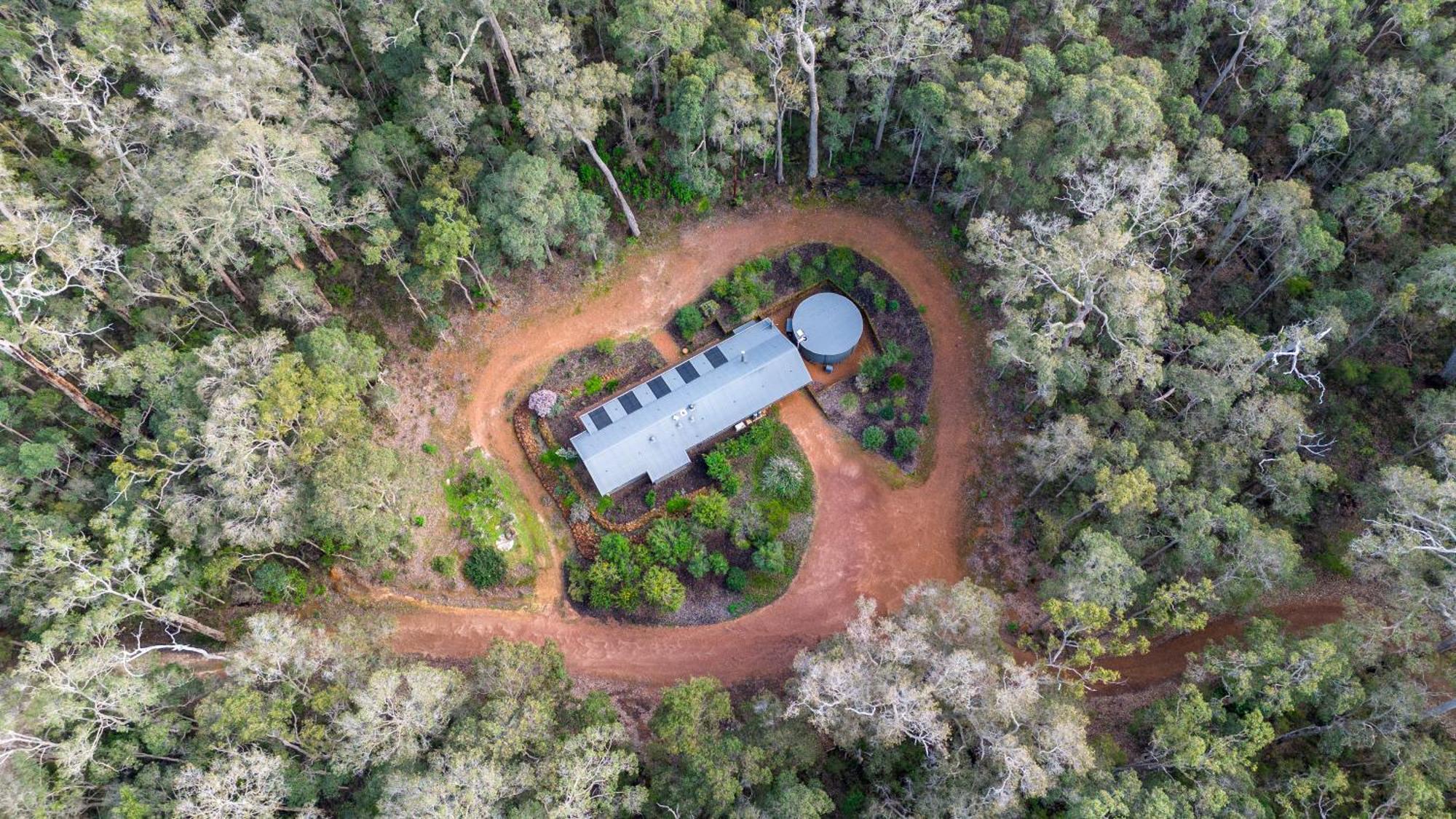 Jarrah Grove Forest Retreat - Adults Only Luxury Chalet Rosa Glen ภายนอก รูปภาพ