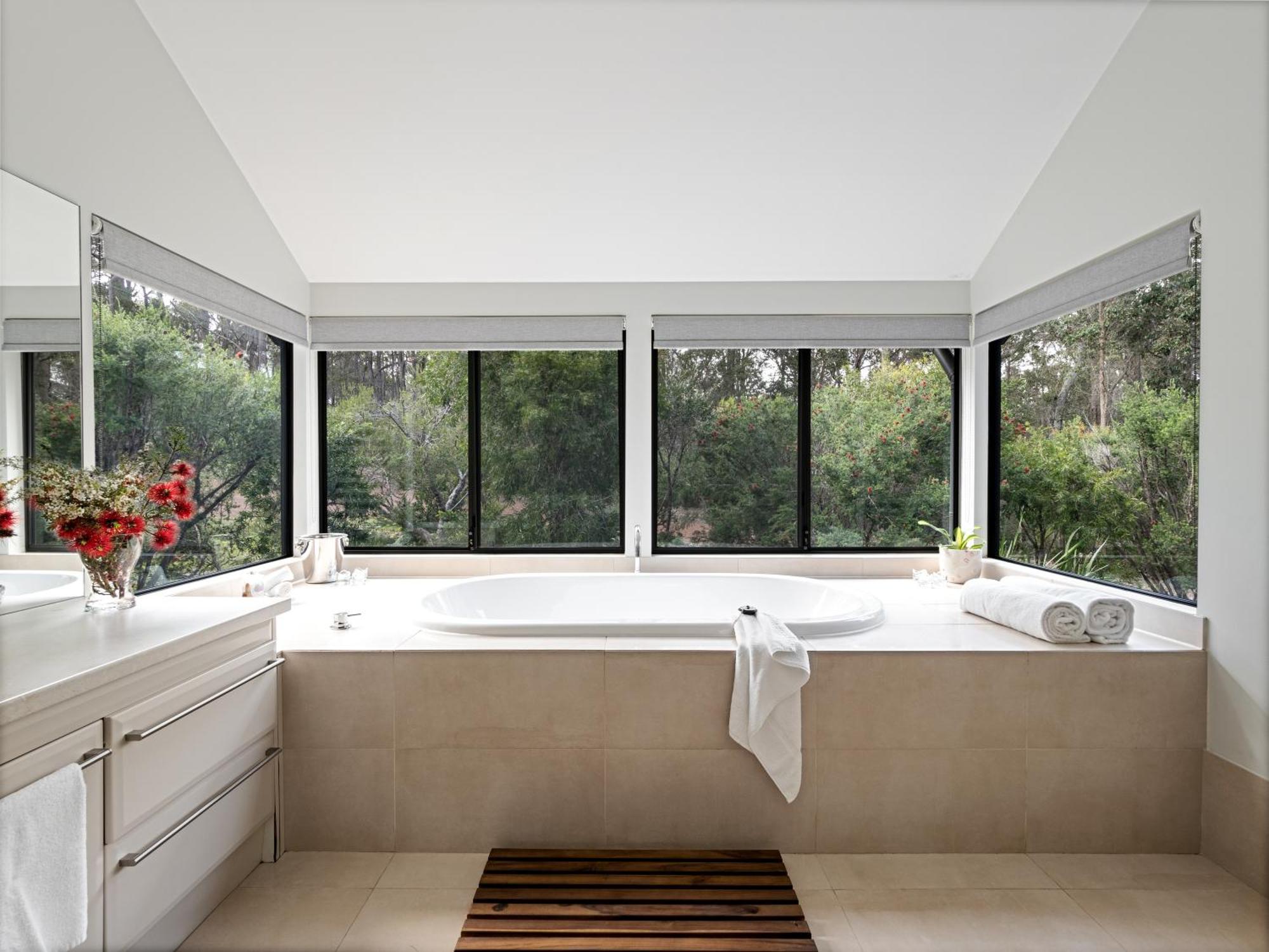 Jarrah Grove Forest Retreat - Adults Only Luxury Chalet Rosa Glen ภายนอก รูปภาพ